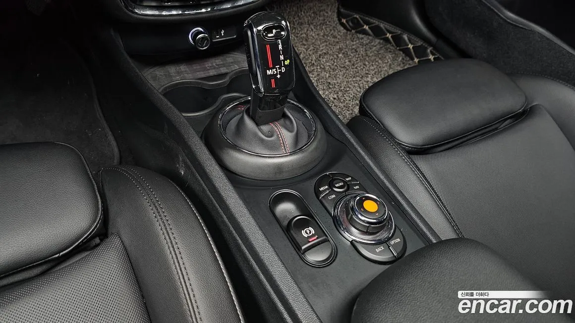 Mini Clubman 2021 из KR, фото 10