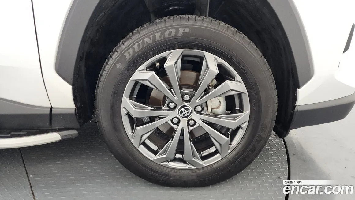 Toyota RAV4 2025 из KR, фото 9
