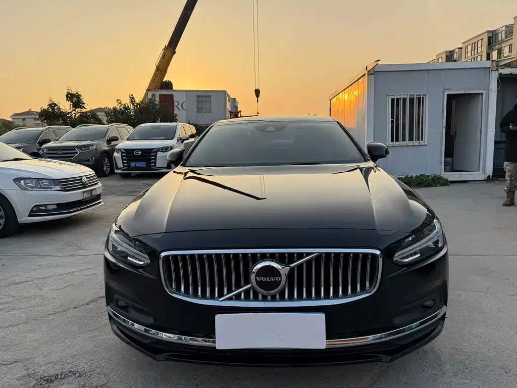 Volvo S90 2021 из CN, фото 7