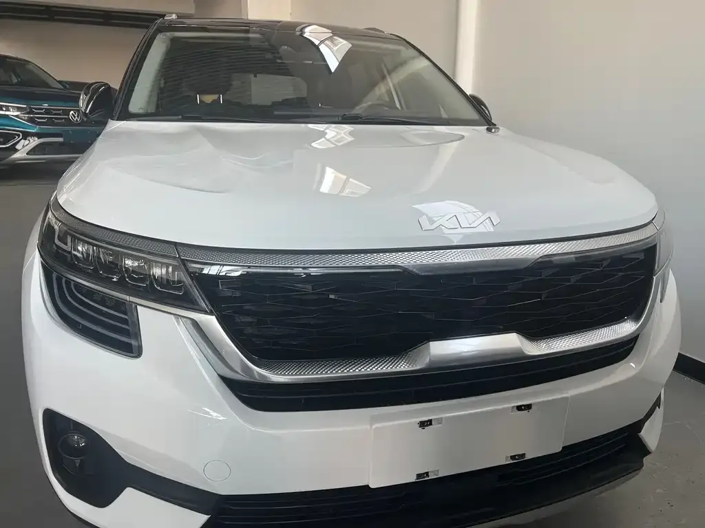 Kia KX3 2022 из CN, фото 8