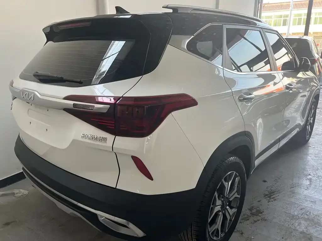 Kia KX3 2022 из CN, фото 6