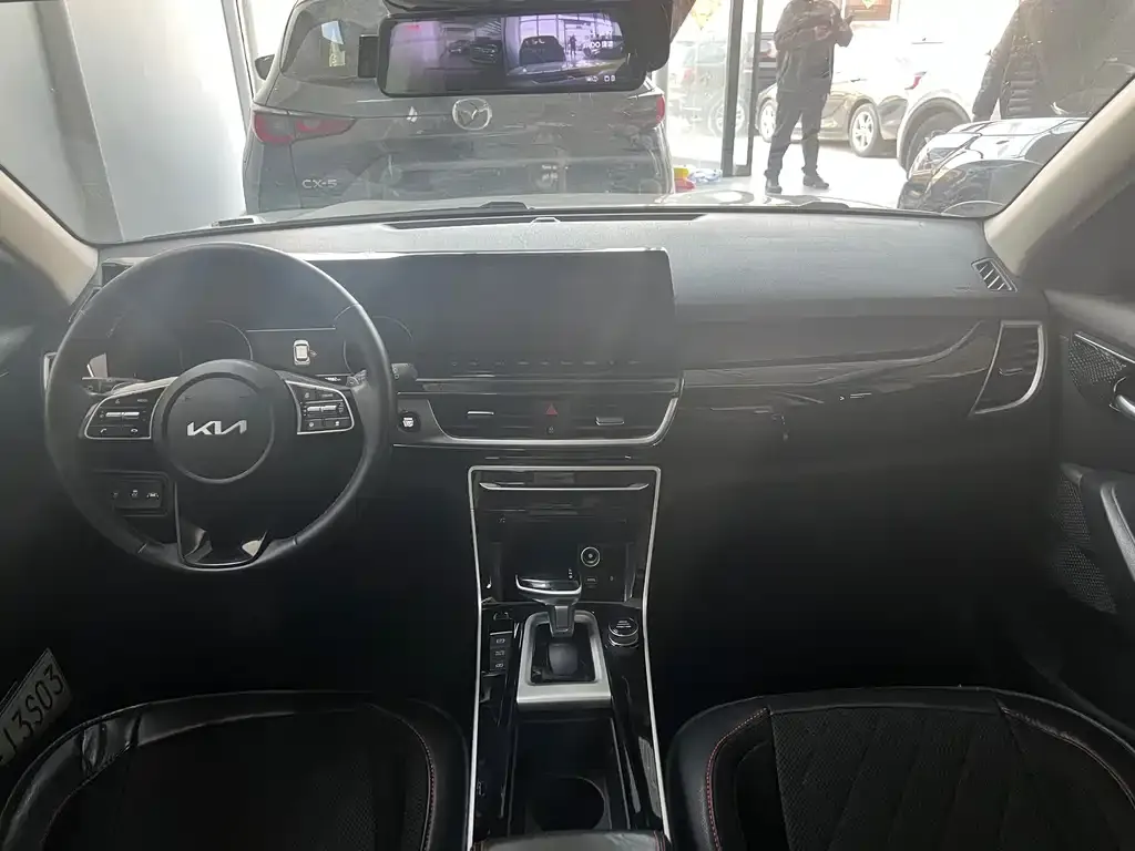 Kia KX3 2022 из CN, фото 2