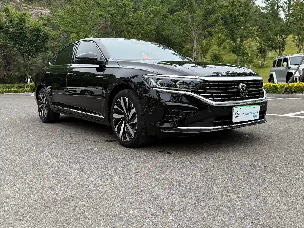 Volkswagen Passat 2023 из CN, фото 5