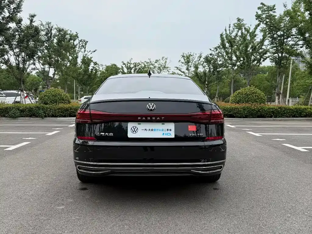 Volkswagen Passat 2023 из CN, фото 6