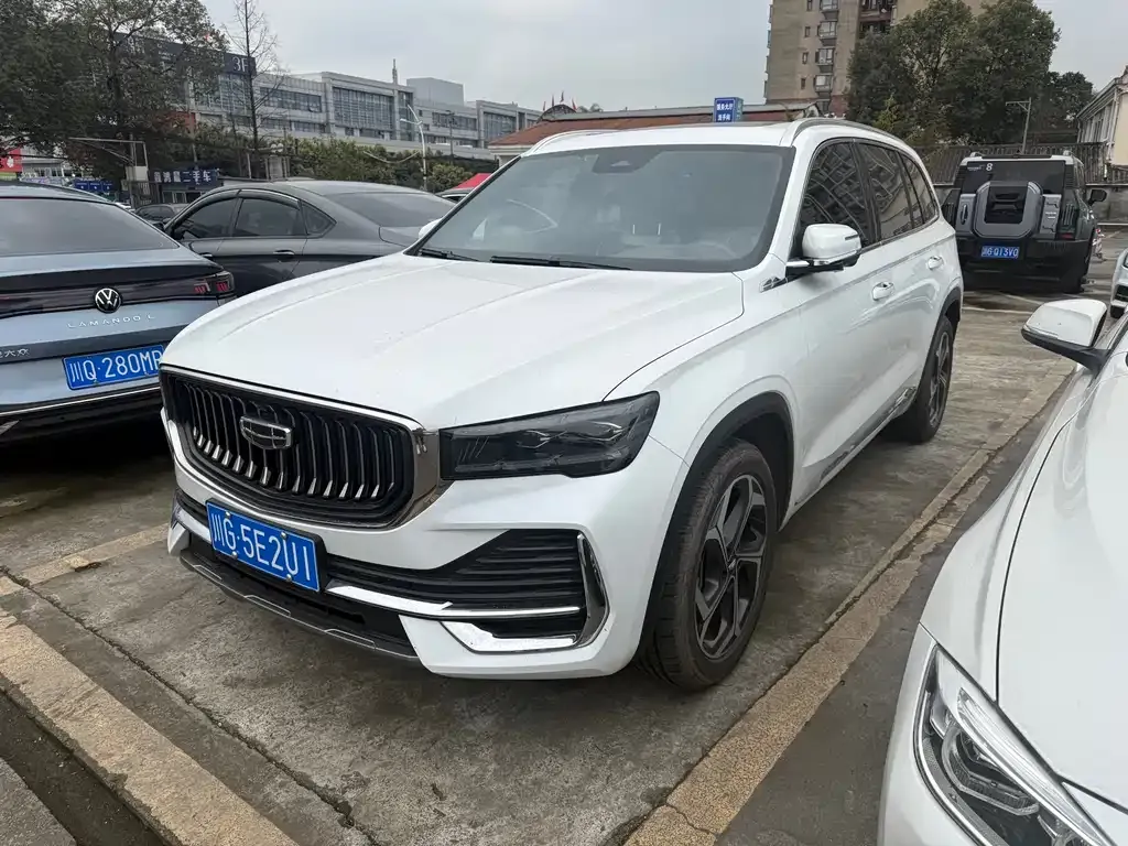 Geely Xingyue L — фото 1
