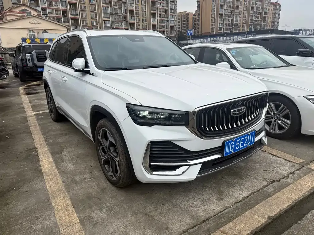 Geely Xingyue L — фото 8