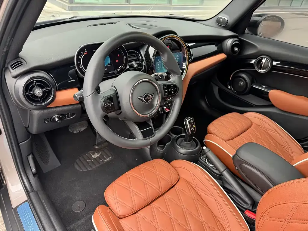 MINI Cooper (3-door) 2024 из CN, фото 5