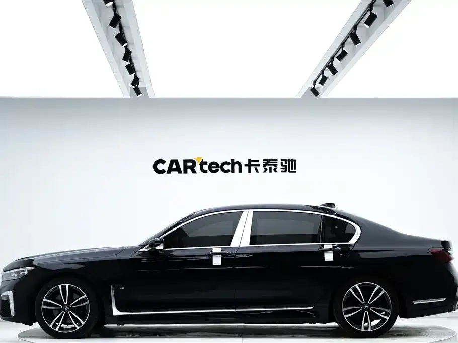 BMW 7 Series 2021 из CN, фото 6