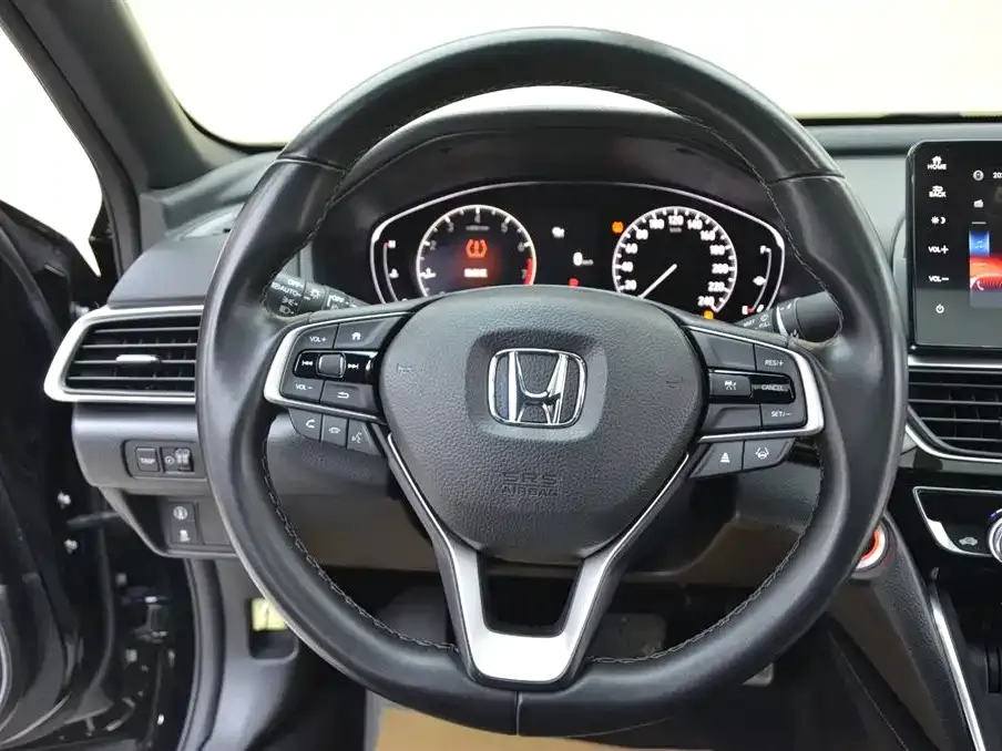 Honda Inspire 2023 из CN, фото 4