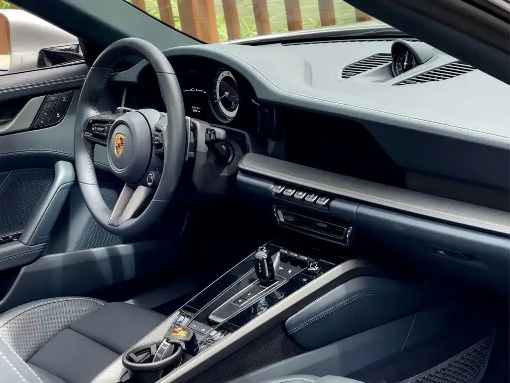 Porsche 911 2022 из CN, фото 10