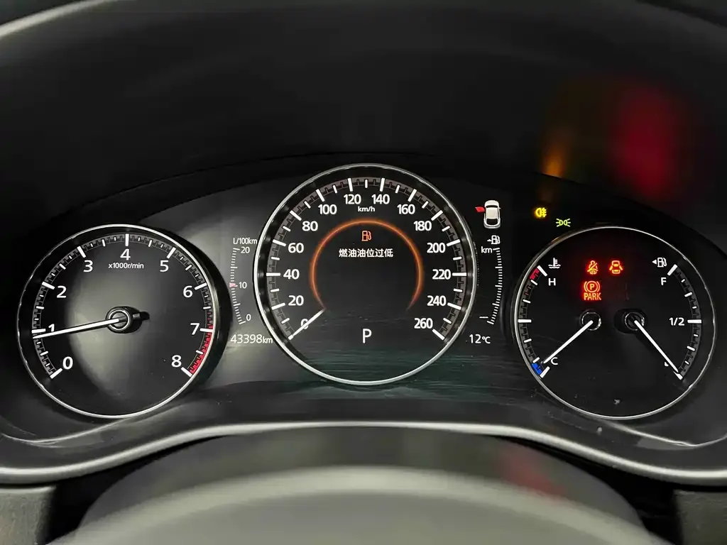 Mazda CX-30 2021 из CN, фото 5
