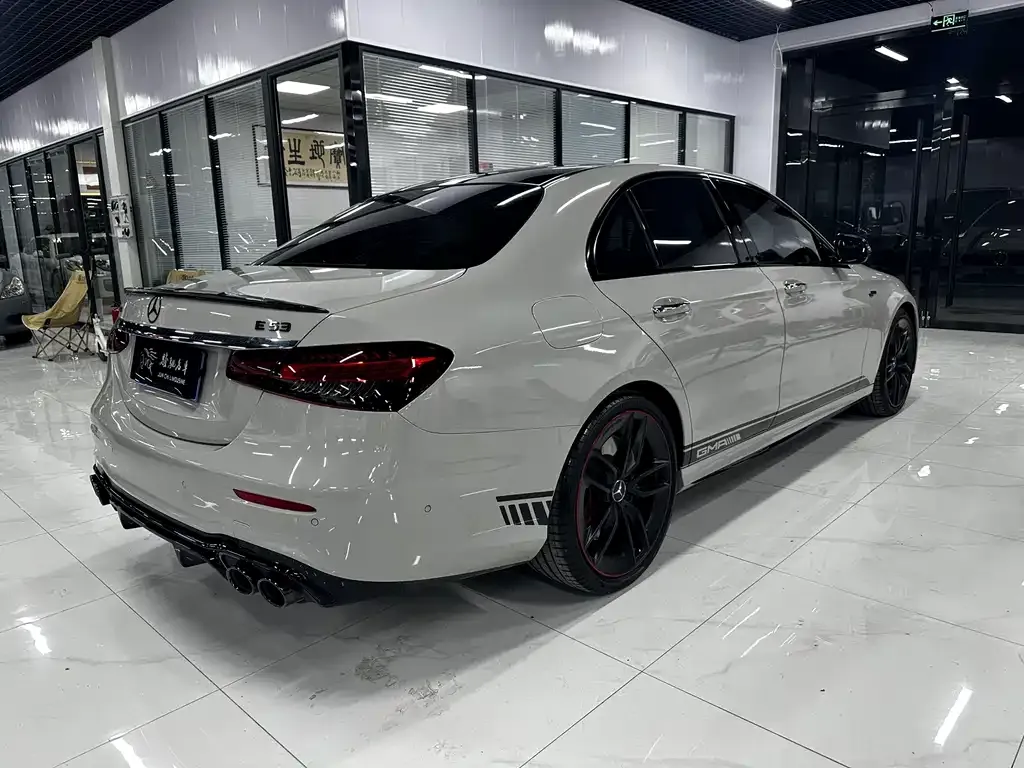 Mercedes-Benz E-Class AMG — фото 2