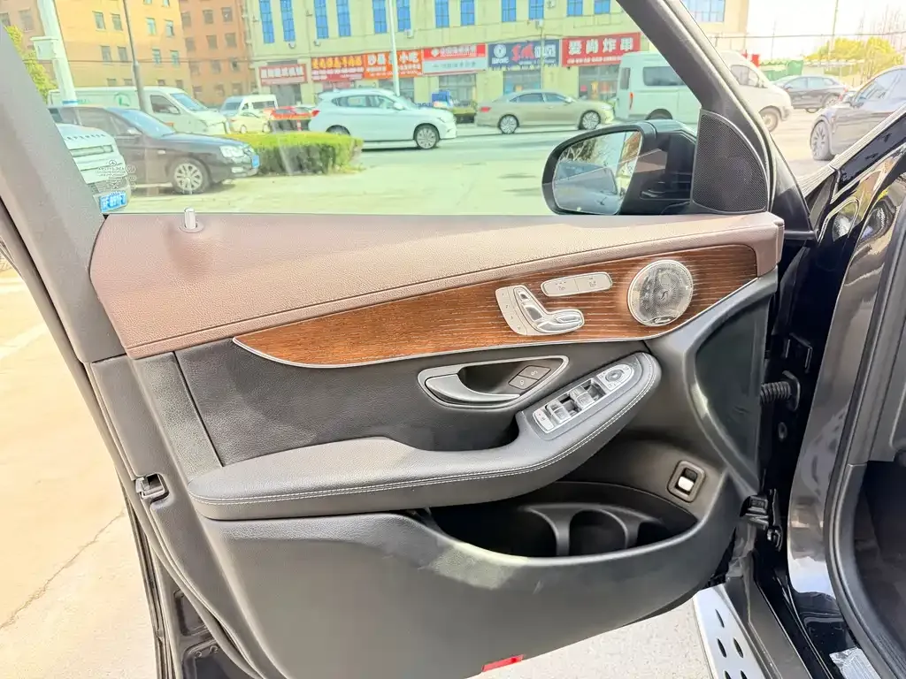 Mercedes-Benz GLC 2023 из CN, фото 10