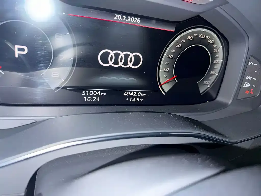 Audi A6L — фото 2