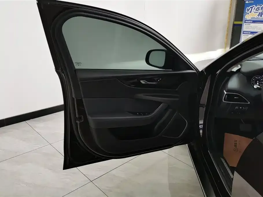 Jaguar XEL 2021 из CN, фото 10