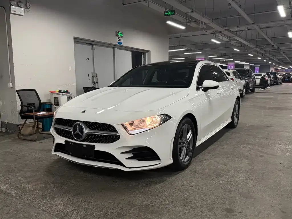 Mercedes-Benz A-Class — фото 1
