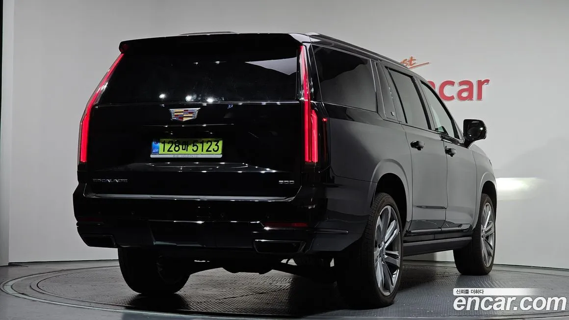 Cadillac Escalade 2025 из KR, фото 2