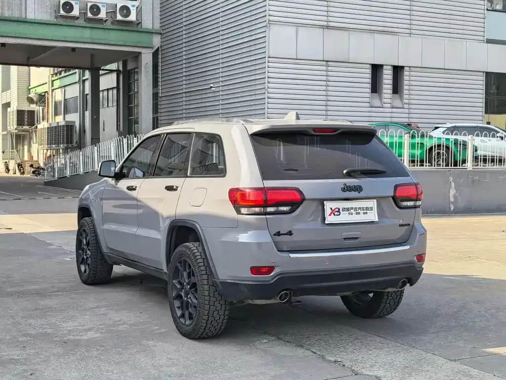 Jeep Grand Cherokee (Import) 2021 из CN, фото 7