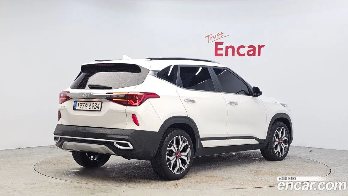 Kia Seltos 2023 из KR, фото 3