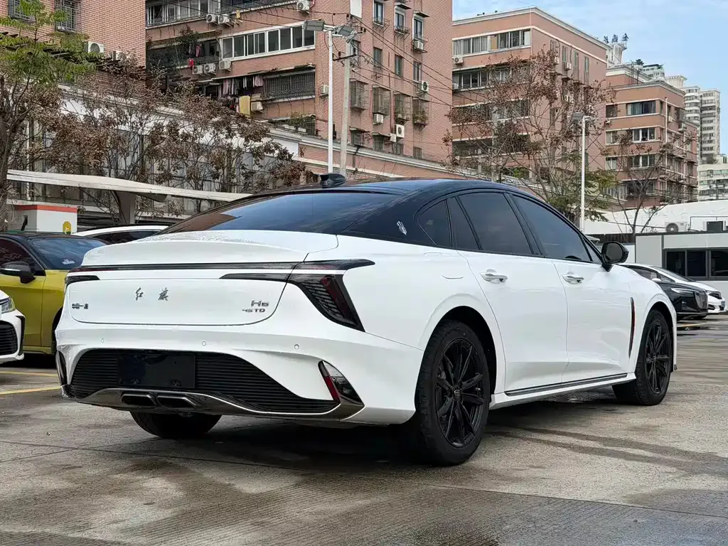 Hongqi H6 — фото 2