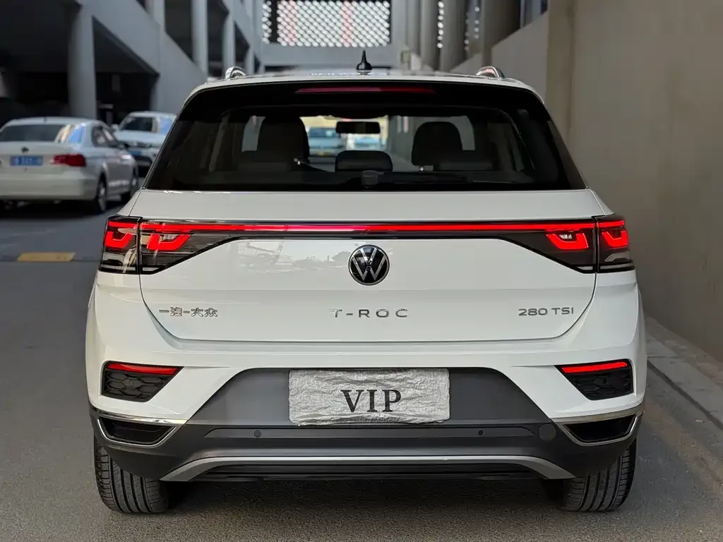 Volkswagen T-Roc 2023 из CN, фото 7