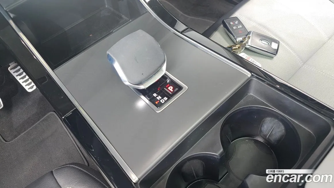 Land Rover Range Rover Evoque 2024 из KR, фото 10