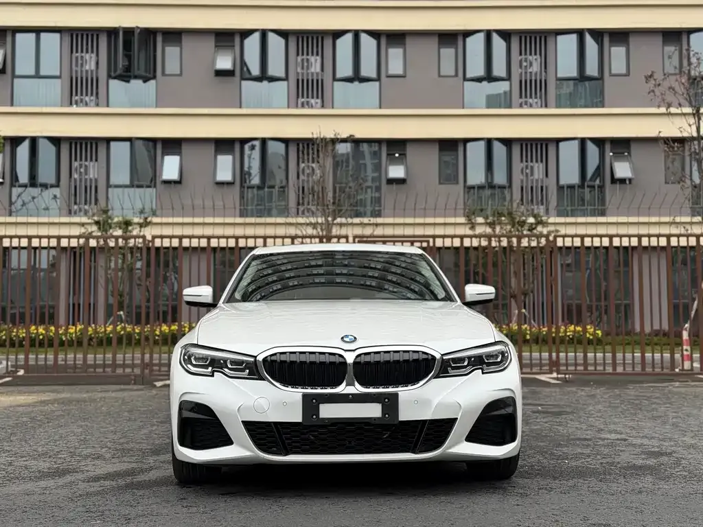 BMW 3 Series — фото 4