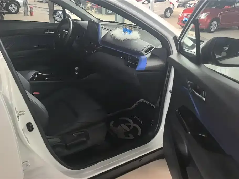 Toyota C-HR 2021 из CN, фото 5