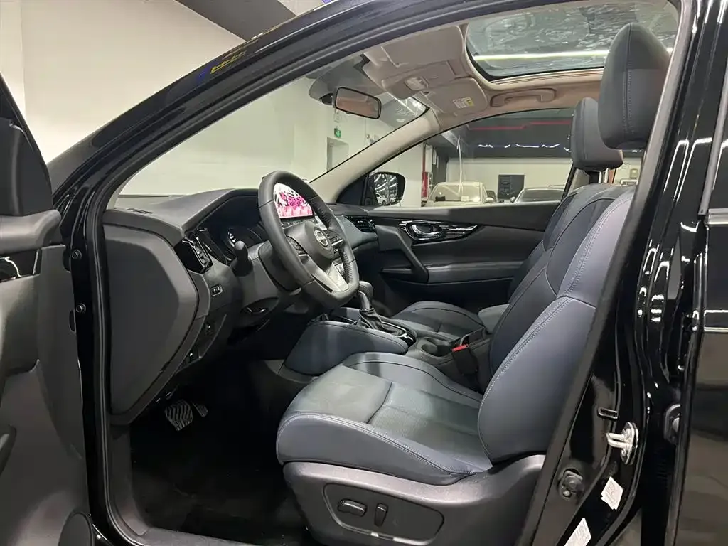 Nissan Qashqai — фото 10