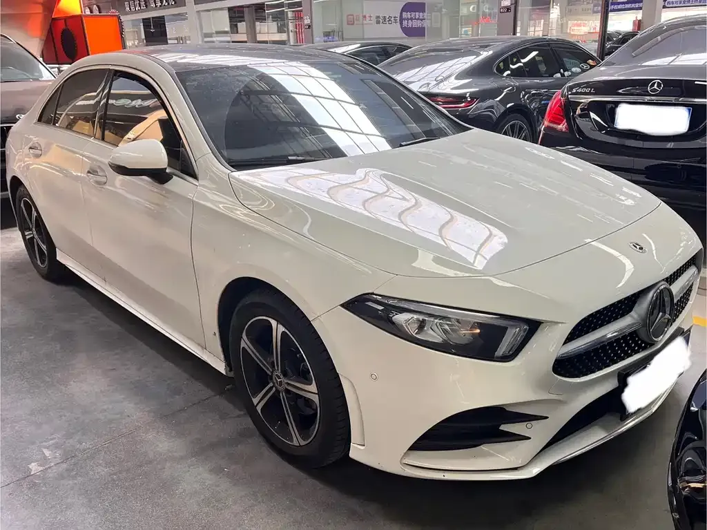 Mercedes-Benz A-Class 2023 из CN, фото 9