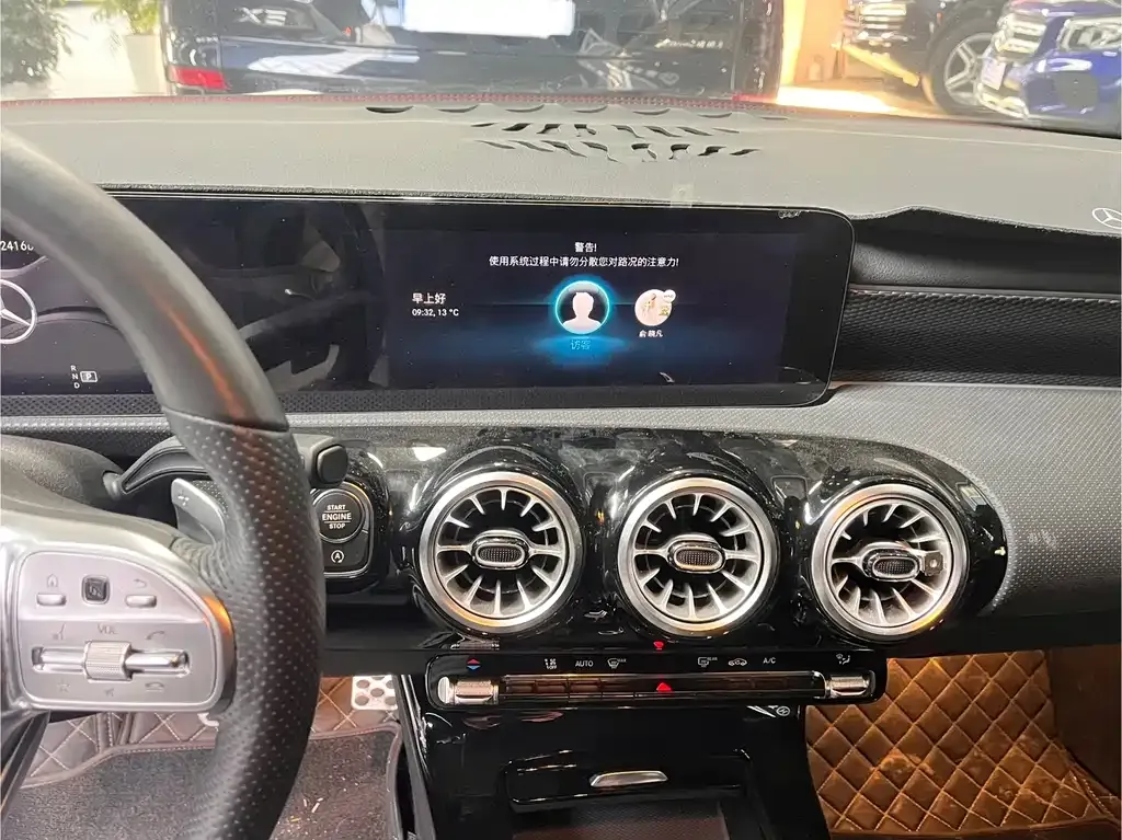 Mercedes-Benz A-Class 2023 из CN, фото 4