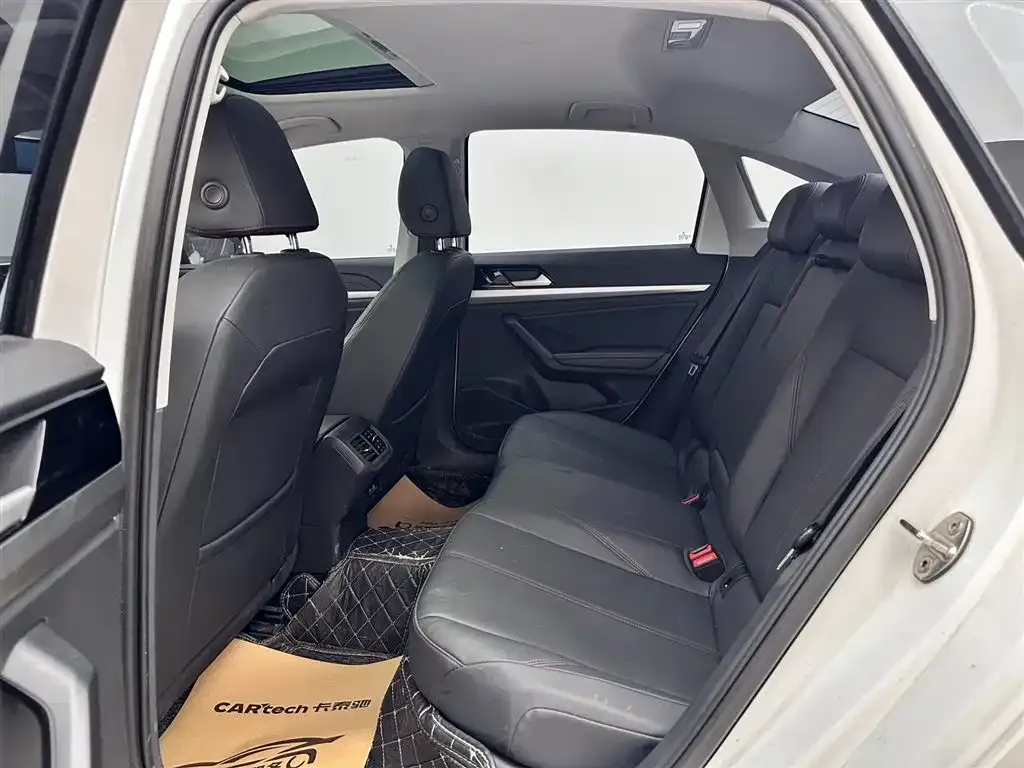 Volkswagen Lavida 2023 из CN, фото 10