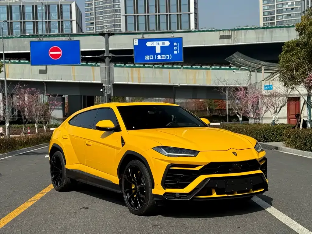 Lamborghini Urus 2022 из CN, фото 2