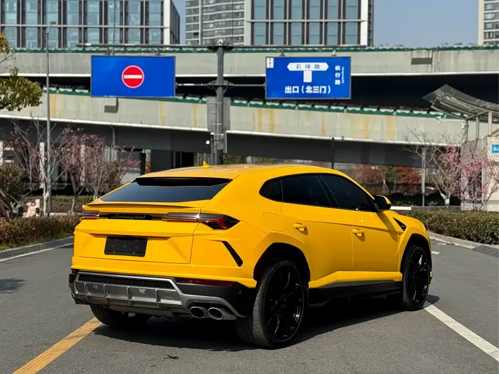 Lamborghini Urus 2022 из CN, фото 5