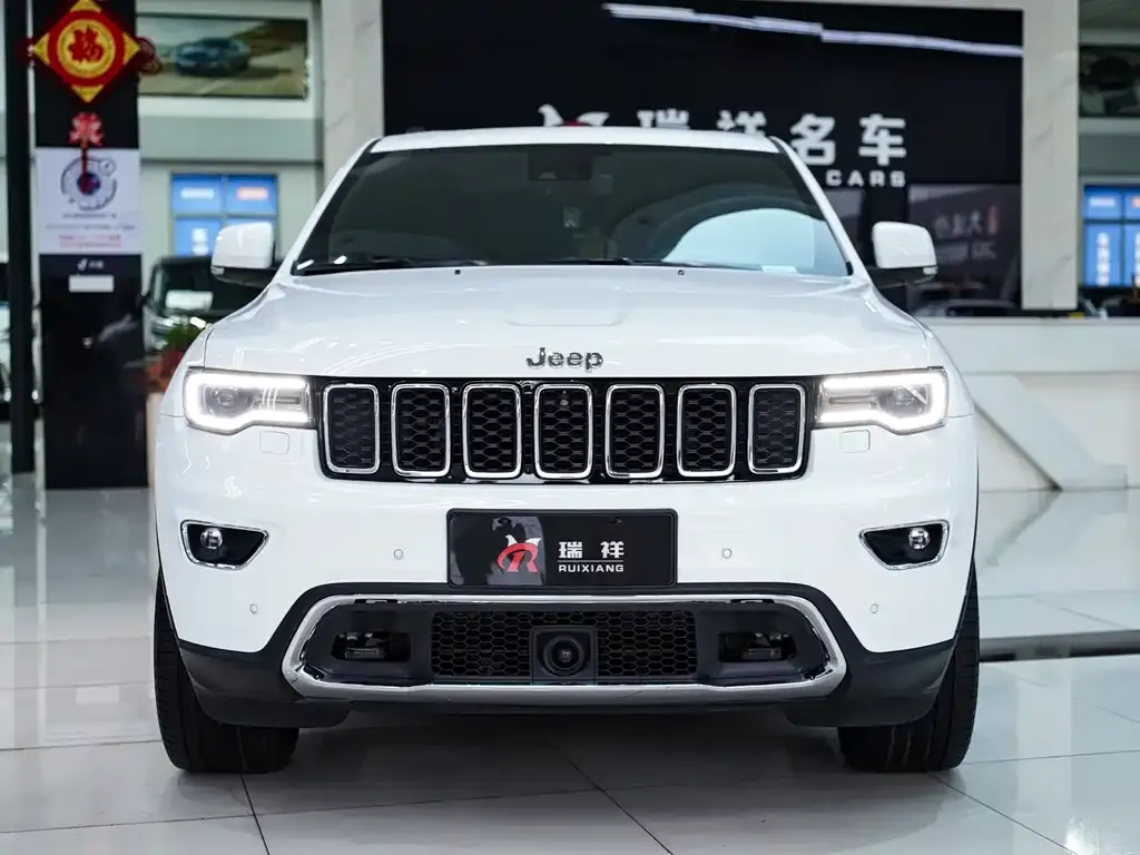 Jeep Grand Cherokee (Import) — фото 4