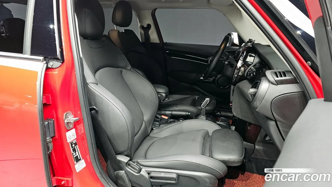 Mini Cooper 2024 из KR, фото 6