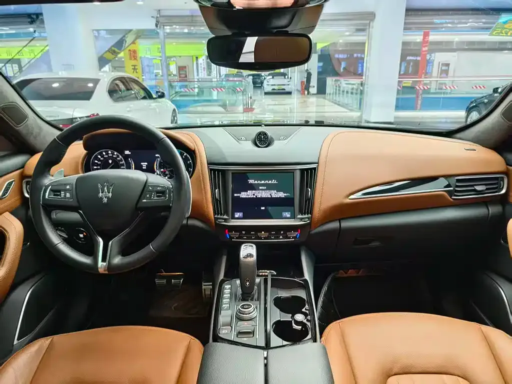 Maserati Levante 2023 из CN, фото 7