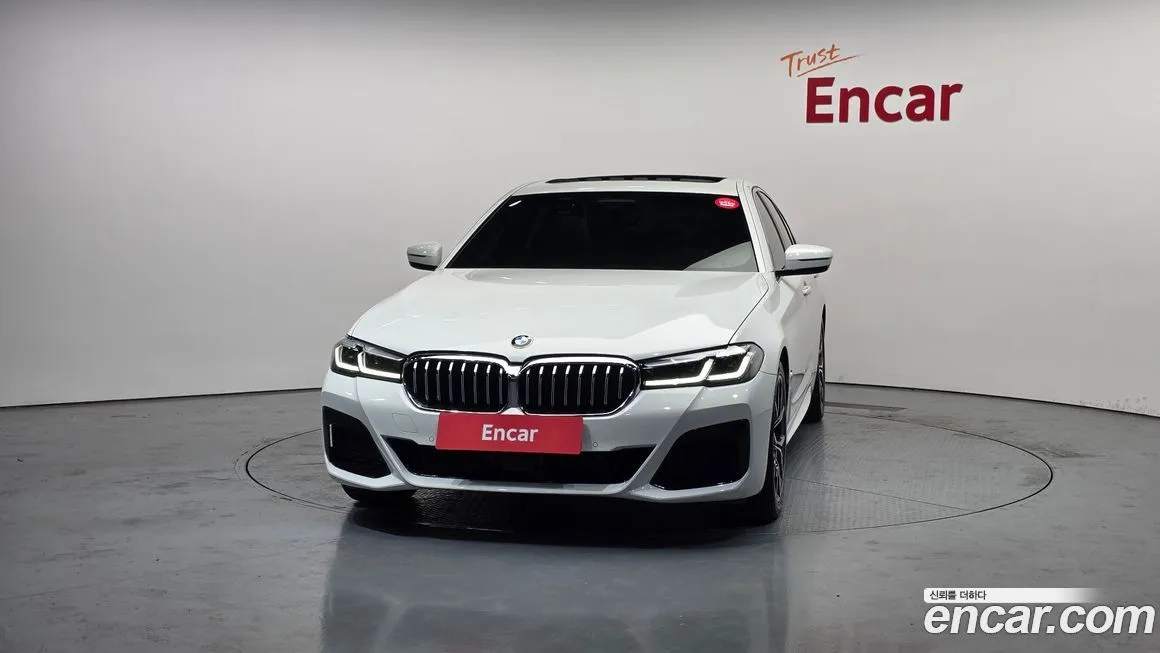 BMW 5-Series 2022 из KR, фото 10
