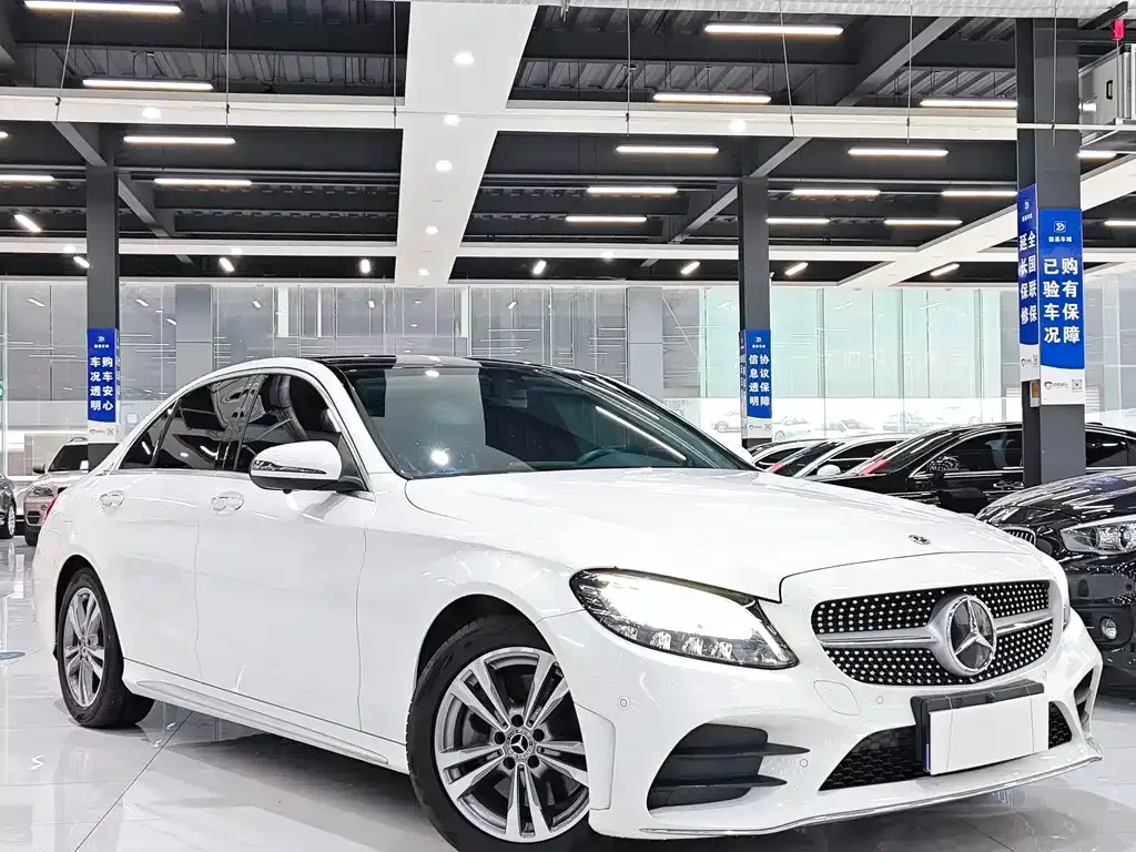 Mercedes-Benz C-Class — фото 8