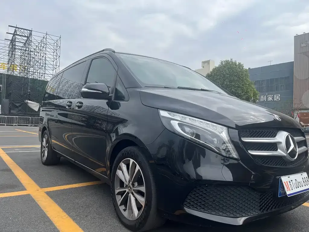 Mercedes-Benz V-Class 2022 из CN, фото 6