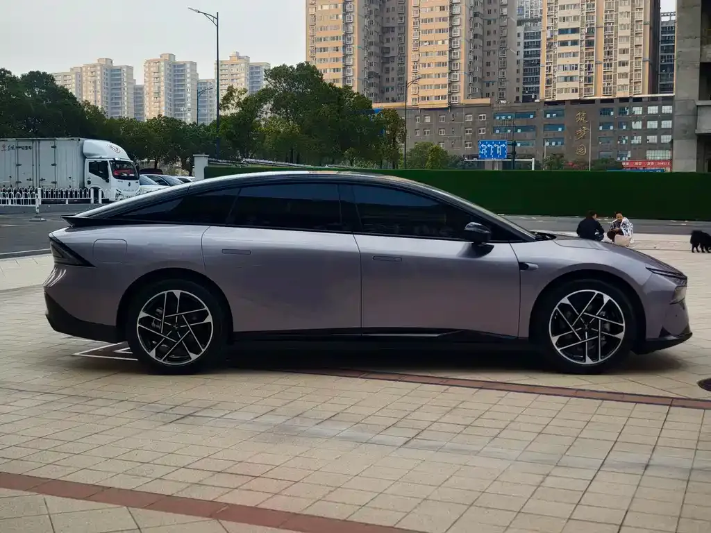 XPeng P7+ — фото 10