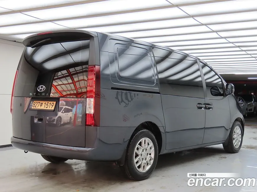 Hyundai Staria 2023 из KR, фото 5