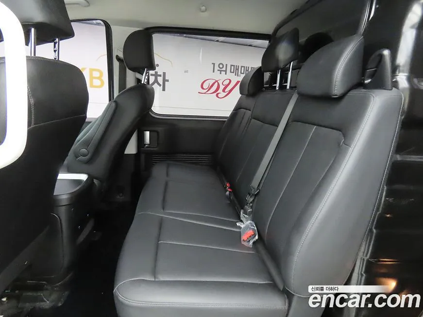 Hyundai Staria 2023 из KR, фото 9