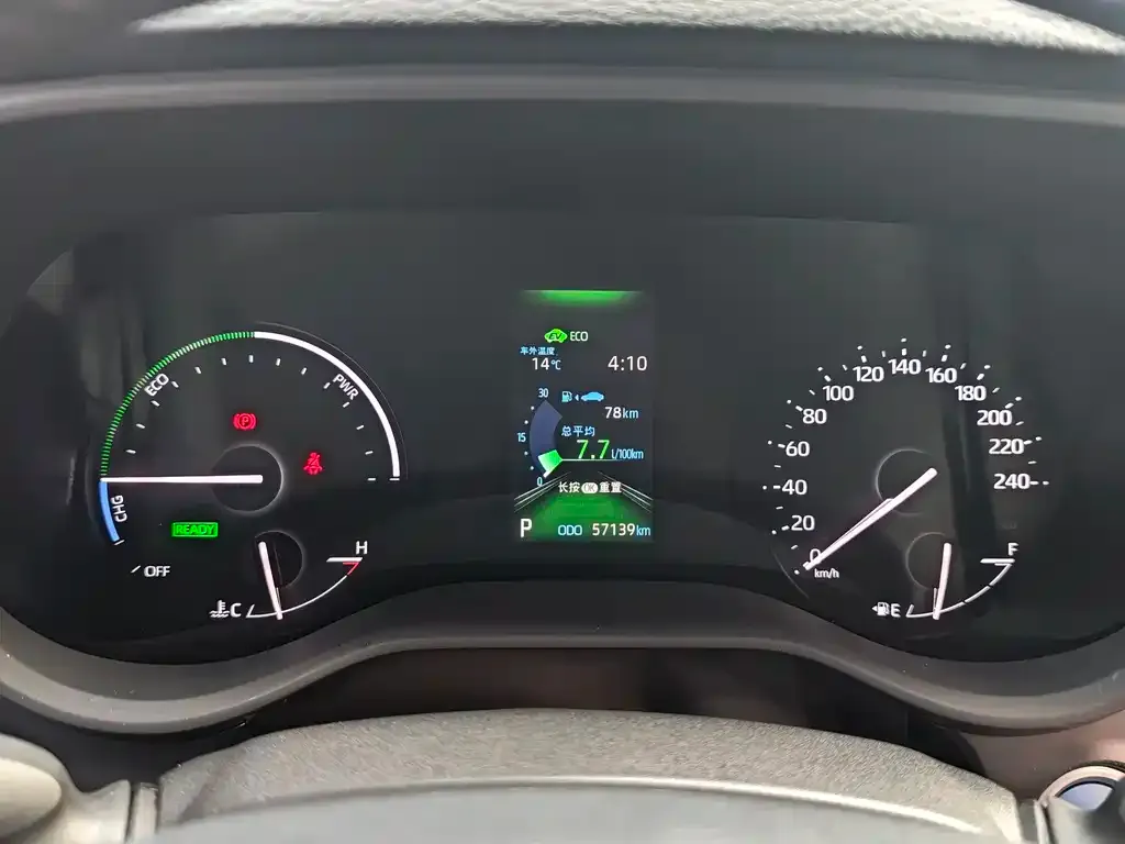 Toyota Sienna — фото 2