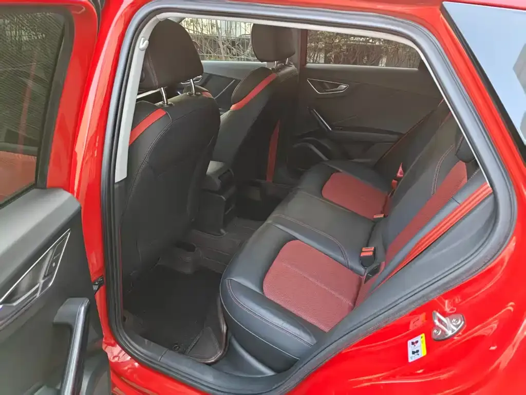 Audi Q2L 2021 из CN, фото 4