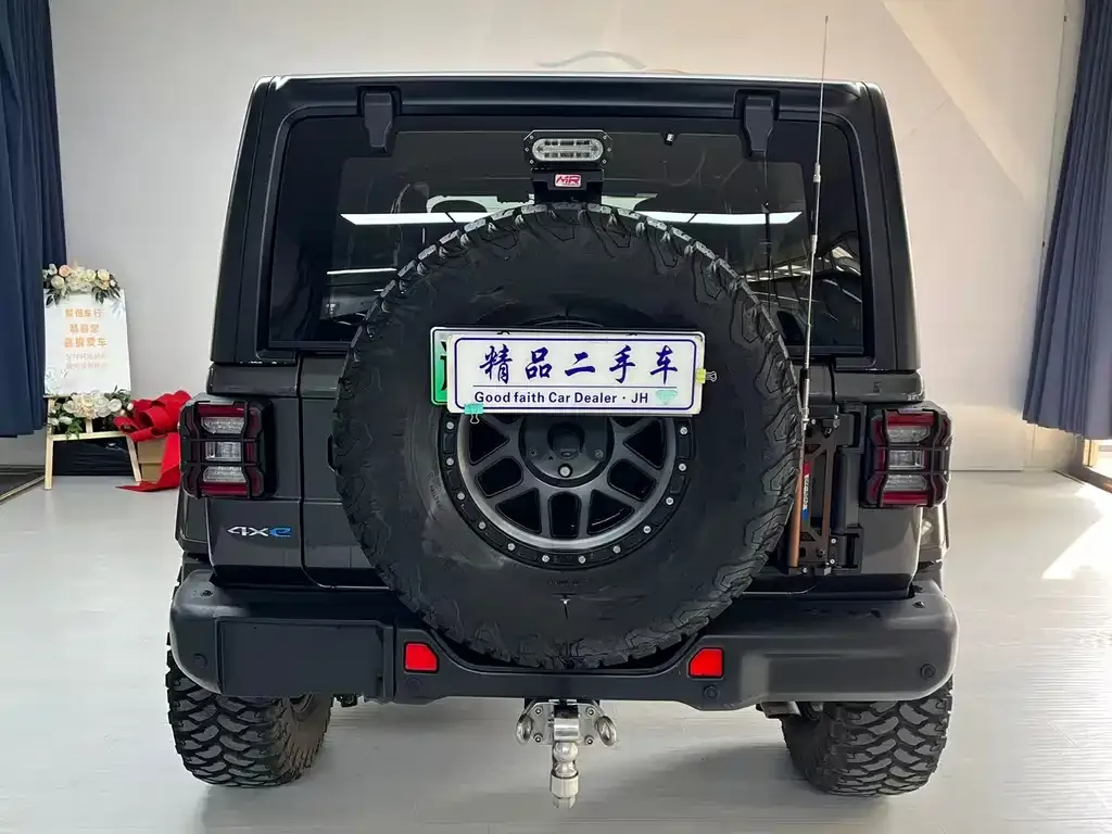 Jeep Wrangler PHEV 2022 из CN, фото 6
