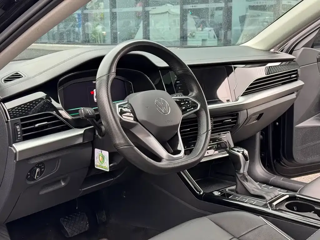 Volkswagen Passat — фото 3