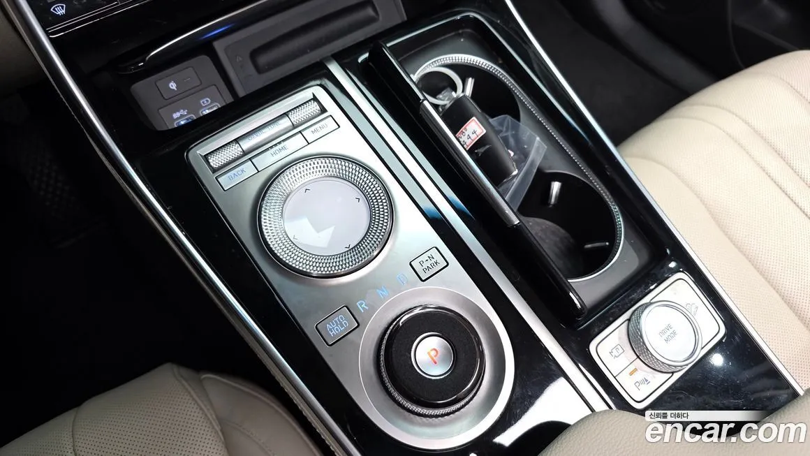 Genesis GV80 — фото 10