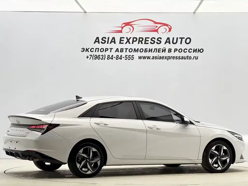 Hyundai Elantra 2023 из CN, фото 4