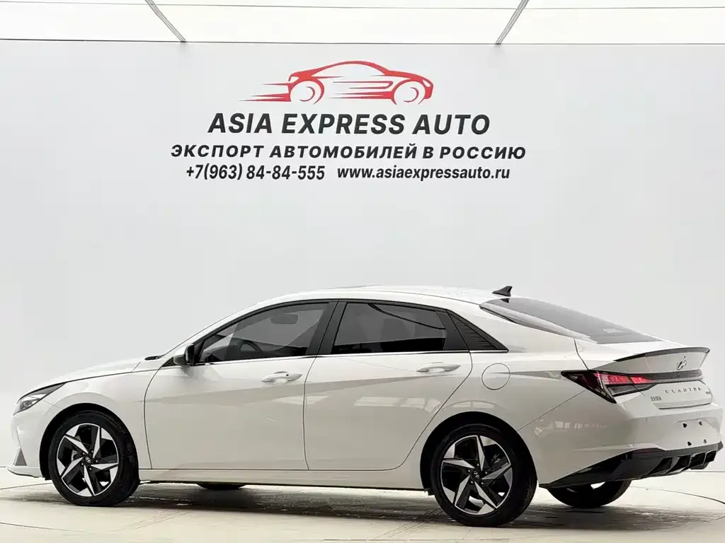 Hyundai Elantra 2023 из CN, фото 5